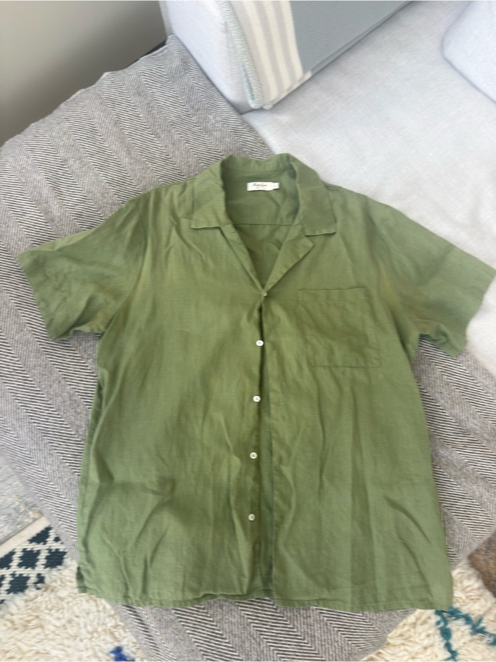 Men's Linen Shirt in Olive Green